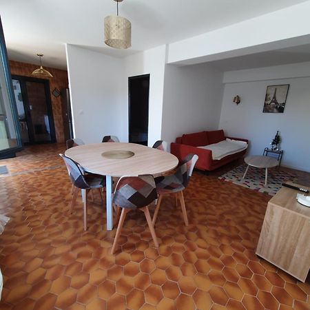 Appartement F3 Meuble Et Equipe サン・シプリアン エクステリア 写真