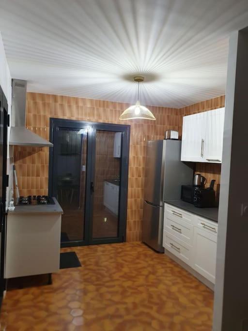 Appartement F3 Meuble Et Equipe サン・シプリアン エクステリア 写真